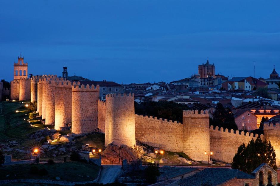 Casa Ruralrut En El Tiemblo A 1 Hora De Madrid Y A Pocos Minutos Del Castanar, Valle De Iruelas Y Embalses Exterior foto