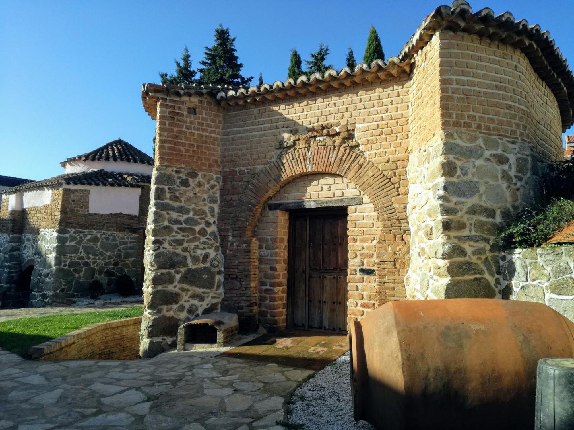 Casa Ruralrut En El Tiemblo A 1 Hora De Madrid Y A Pocos Minutos Del Castanar, Valle De Iruelas Y Embalses Exterior foto